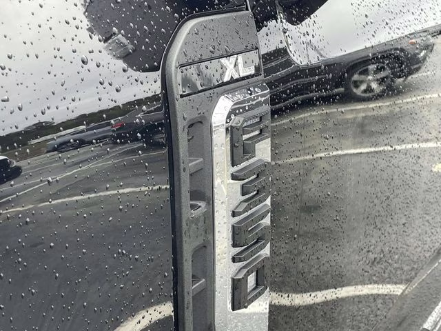 2024 Agate Black Metallic Ford Super Duty F-350 DRW XL Flatbed 4X4 Chassis