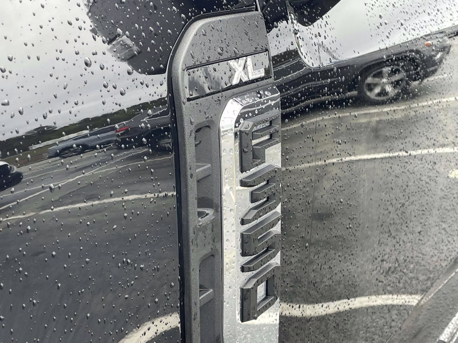 2024 Agate Black Metallic Ford Super Duty F-350 DRW XL Flatbed 4X4 Chassis