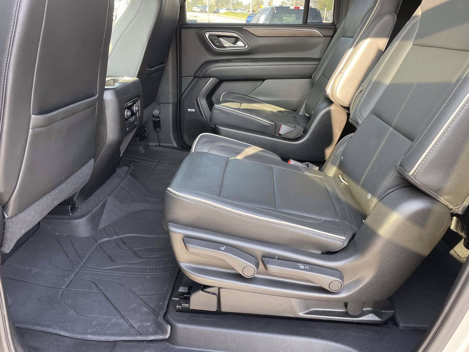 2021 Empire Beige Metallic Chevrolet Suburban Premier 4X4 SUV