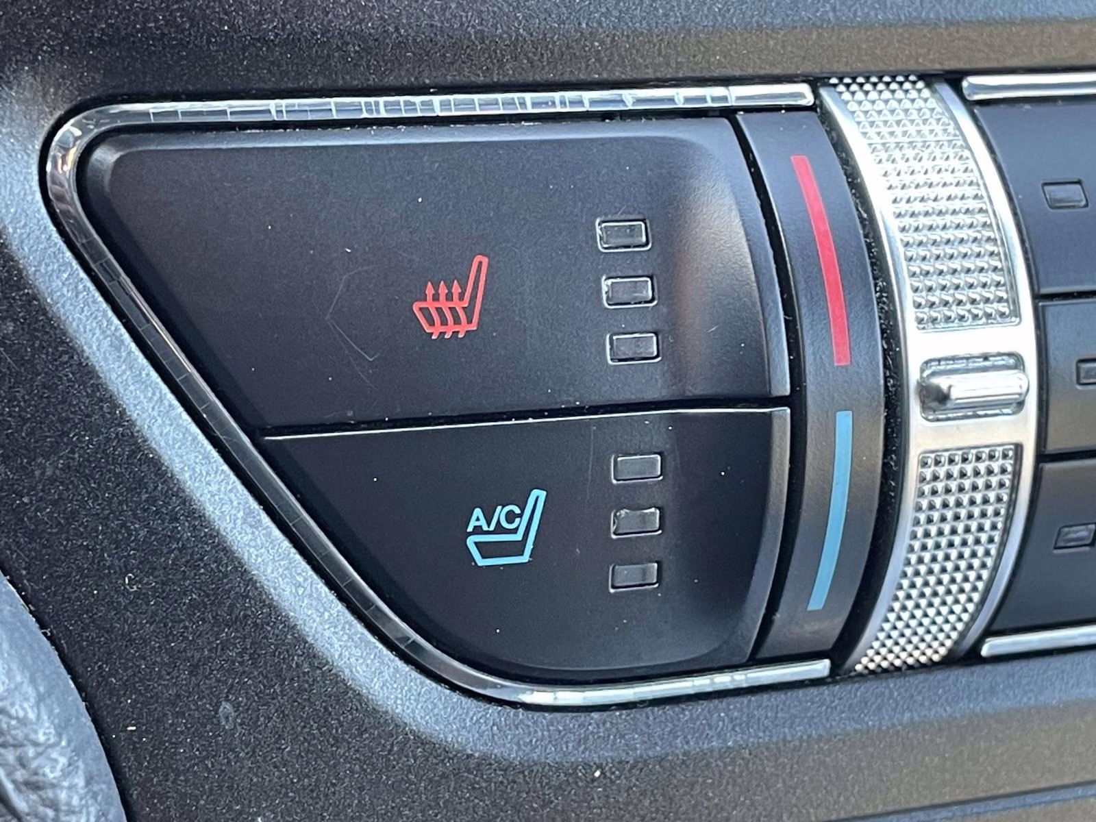 2019 Magnetic Metallic Ford Mustang EcoBoost Premium RWD Coupe