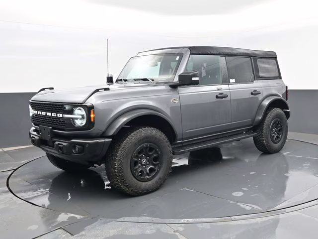 2023 Gray Ford Bronco Wildtrak 4X4 SUV