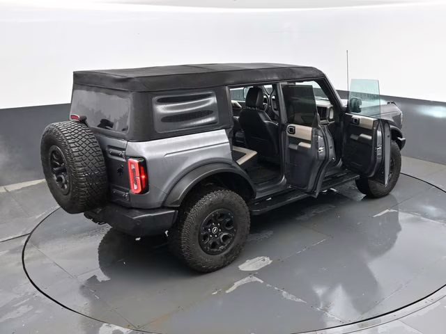 2023 Gray Ford Bronco Wildtrak 4X4 SUV