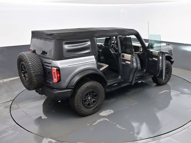 2023 Gray Ford Bronco Wildtrak 4X4 SUV