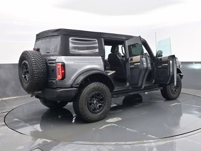 2023 Gray Ford Bronco Wildtrak 4X4 SUV