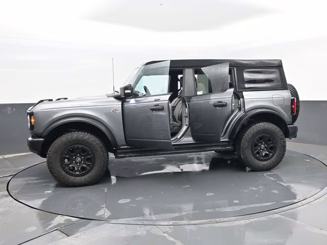 2023 Gray Ford Bronco Wildtrak 4X4 SUV