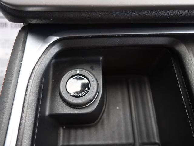 2025 Oxford White Ford Expedition Max Active 4X4 SUV