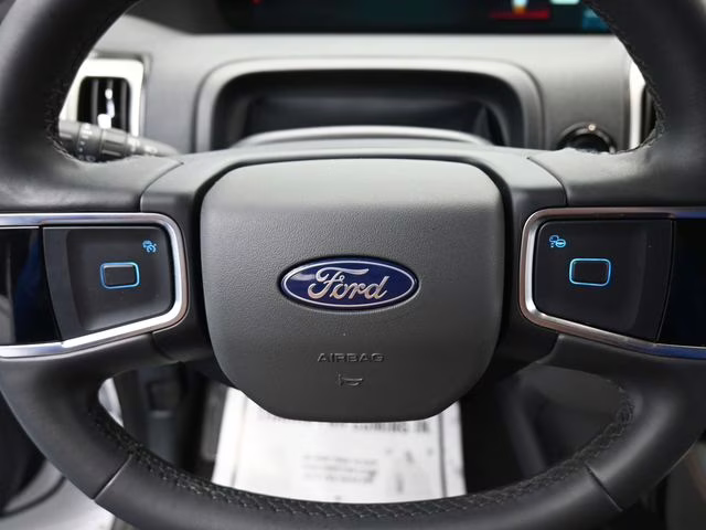 2025 Oxford White Ford Expedition Max Active 4X4 SUV