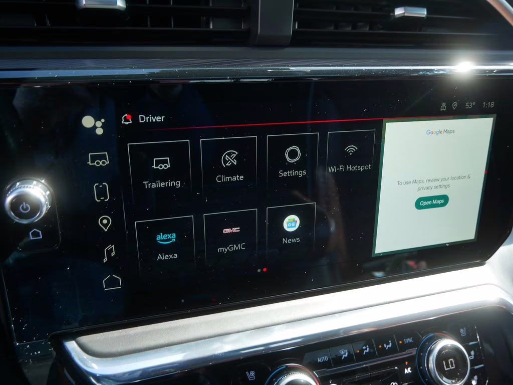 2024 White GMC Sierra 1500 Denali Ultimate 4X4 Truck