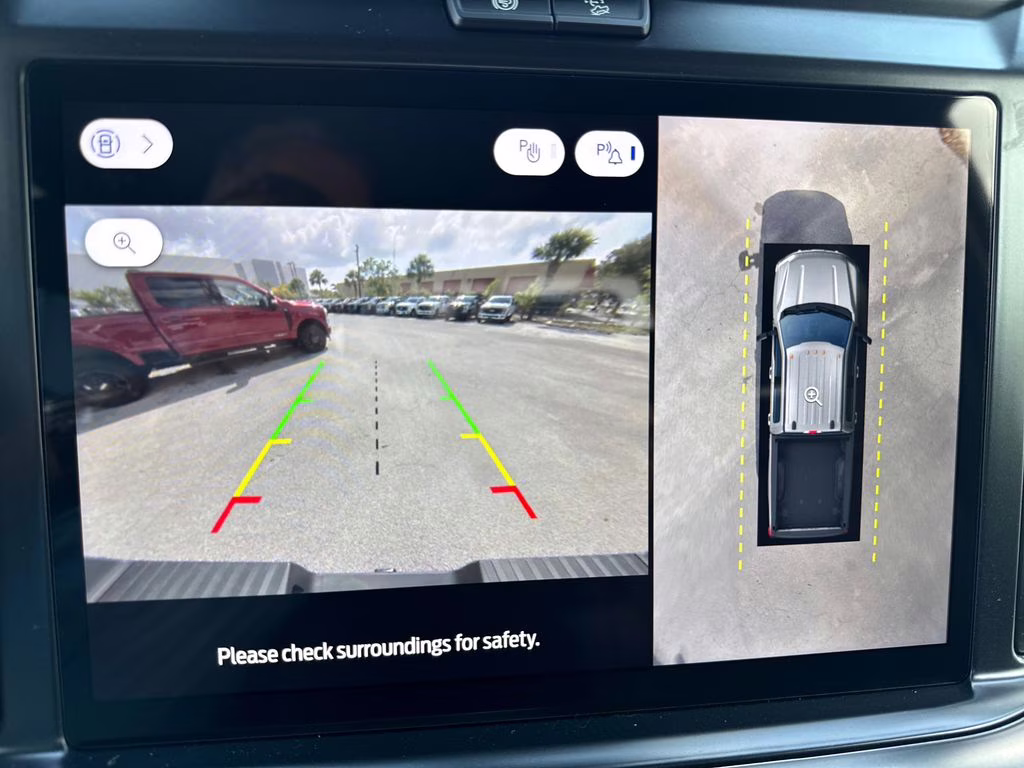 2026 Star White Metallic Tri-Coat Ford Super Duty F-250 SRW Platinum 4X4 Truck