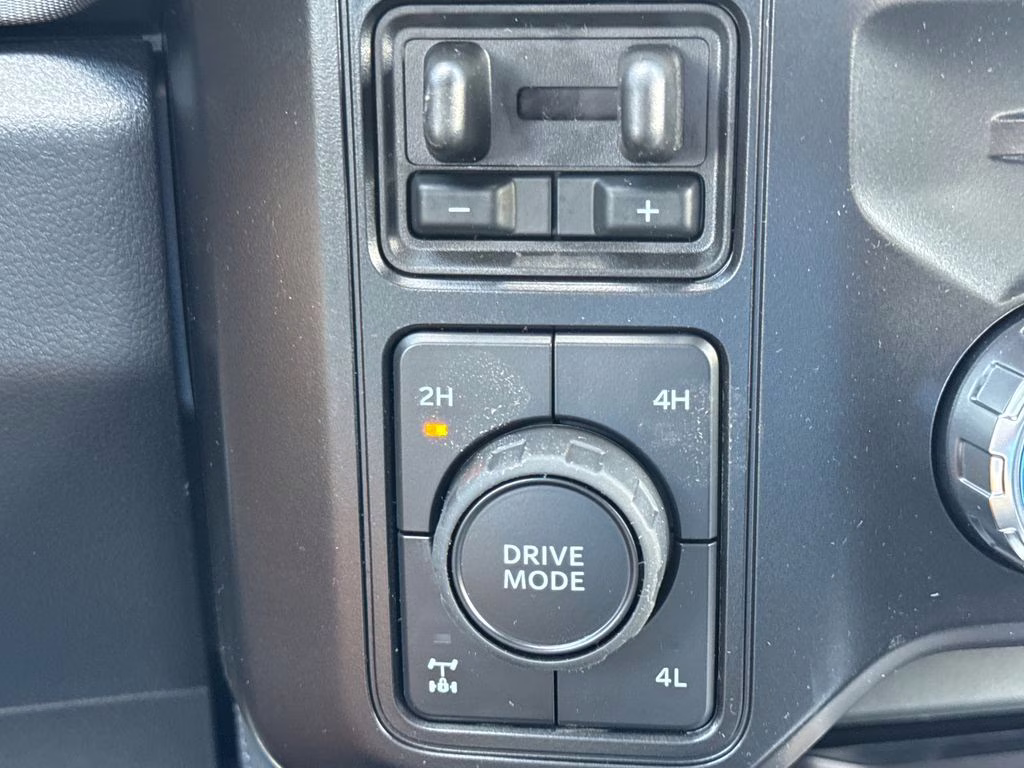 2026 Star White Metallic Tri-Coat Ford Super Duty F-250 SRW Platinum 4X4 Truck