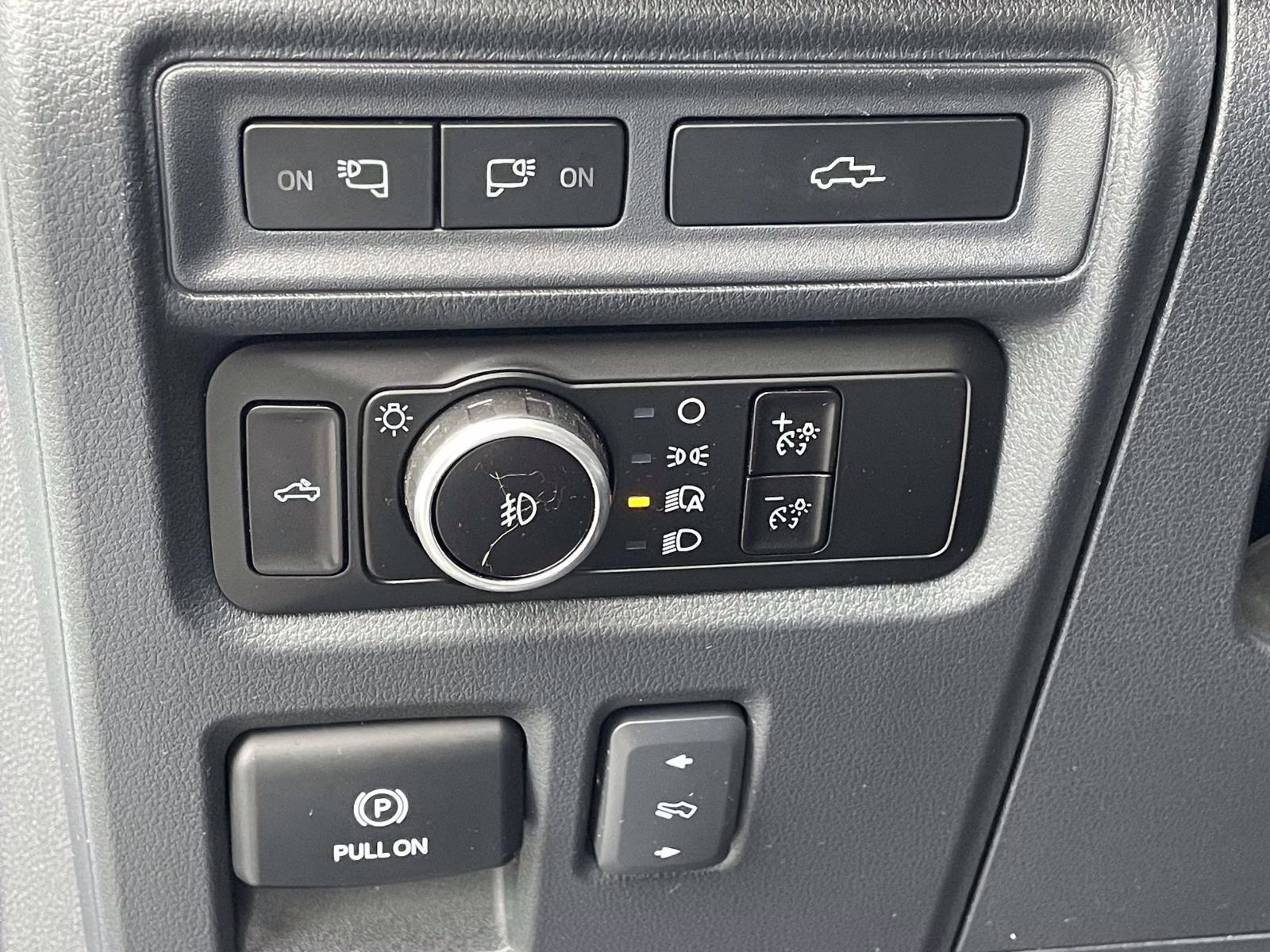 2023 Avalanche Ford F-150 Lariat 4X4 Truck