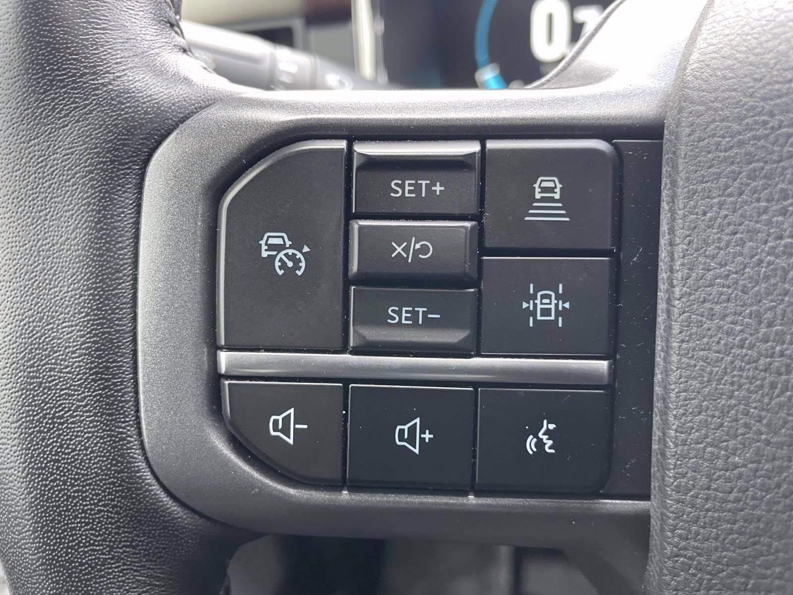 2023 Avalanche Ford F-150 Lariat 4X4 Truck