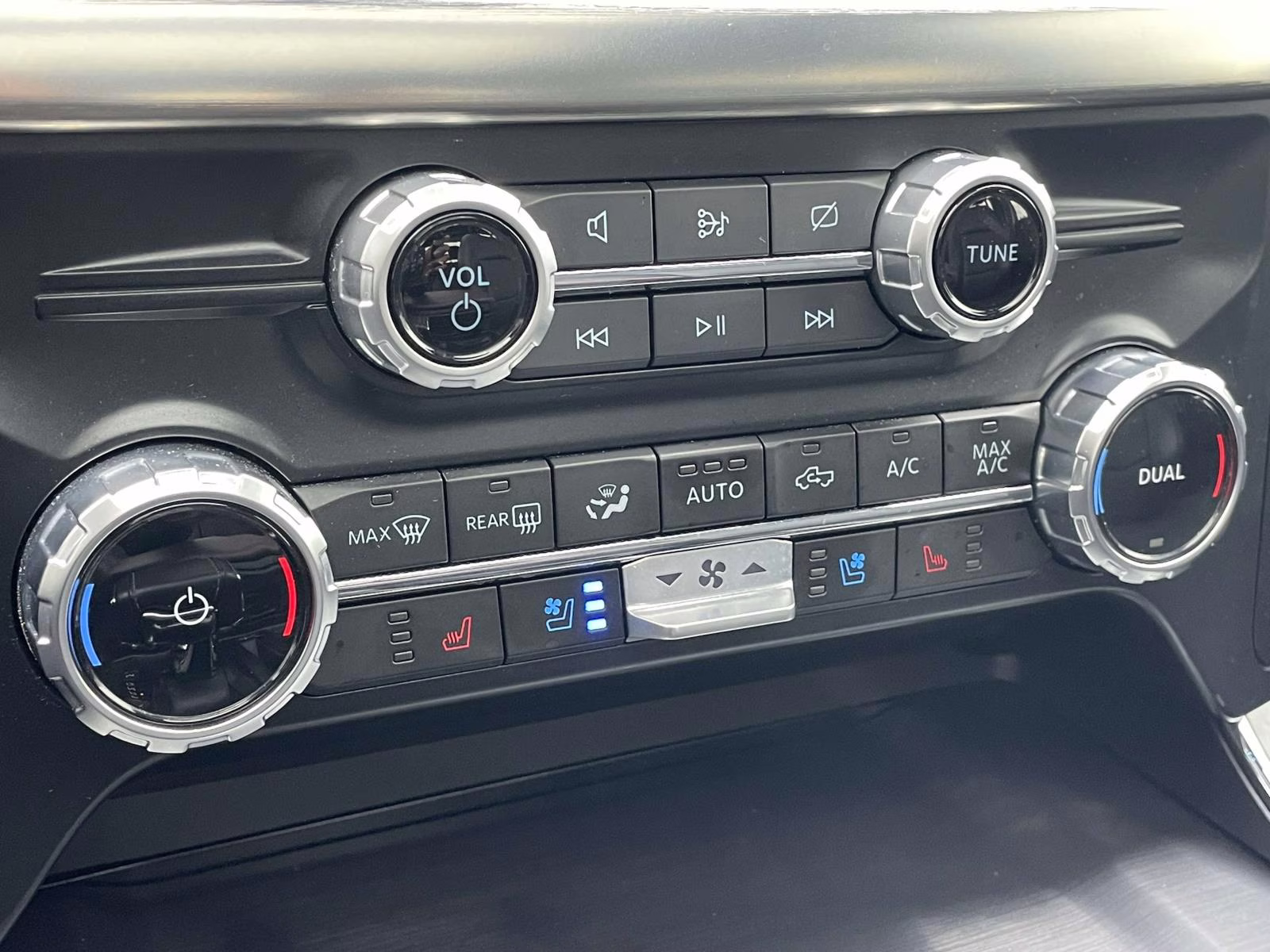 2023 Avalanche Ford F-150 Lariat 4X4 Truck