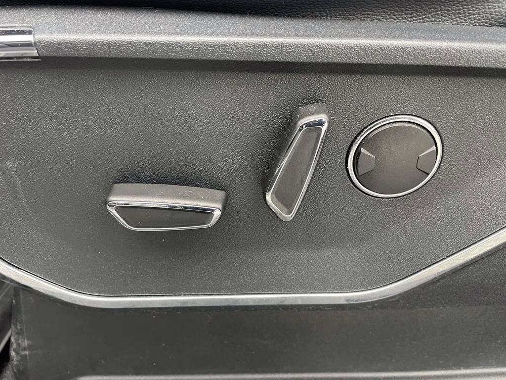 2023 Avalanche Ford F-150 Lariat 4X4 Truck