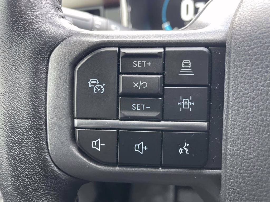 2023 Avalanche Ford F-150 Lariat 4X4 Truck