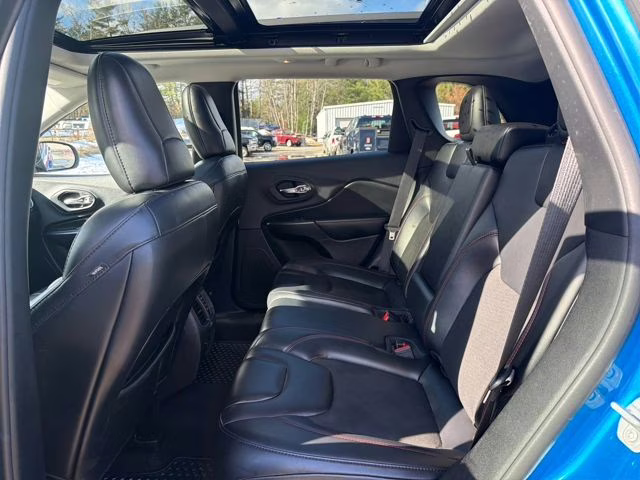 2021 Hydro Blue Pearlcoat Jeep Cherokee Trailhawk 4X4 SUV