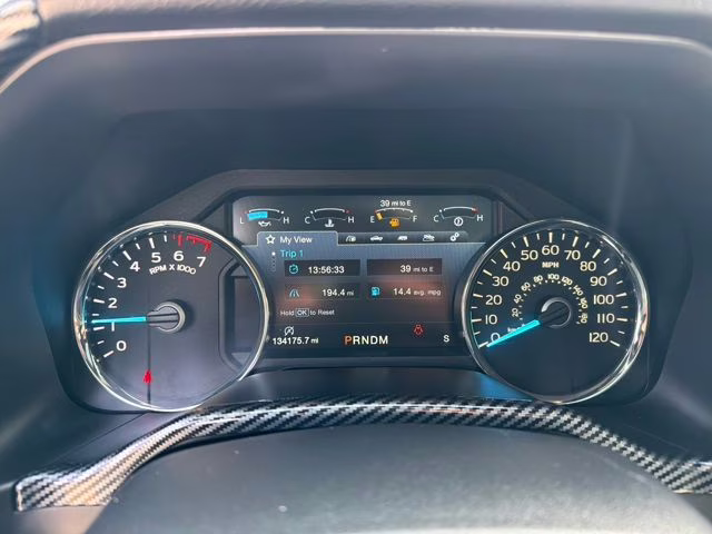 2019 White Ford F-150 Lariat 4X4 Truck