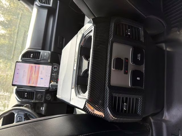 2019 White Ford F-150 Lariat 4X4 Truck