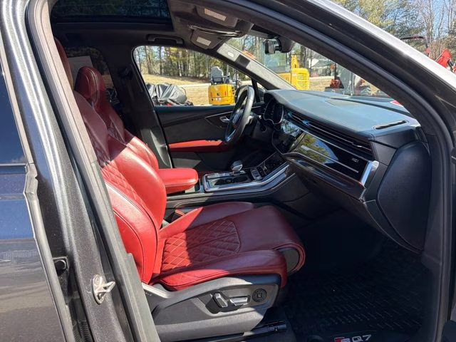 2021 Gray Audi SQ7 Prestige AWD SUV