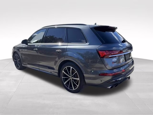 2021 Gray Audi SQ7 Prestige AWD SUV