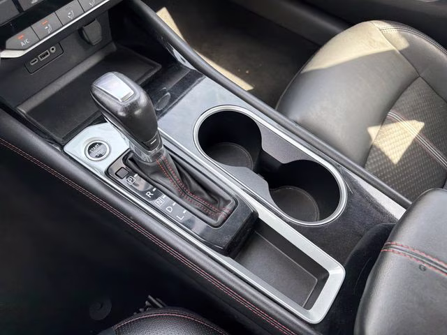 2024 Gun Metallic Nissan Altima 2.5 SR FWD Sedan
