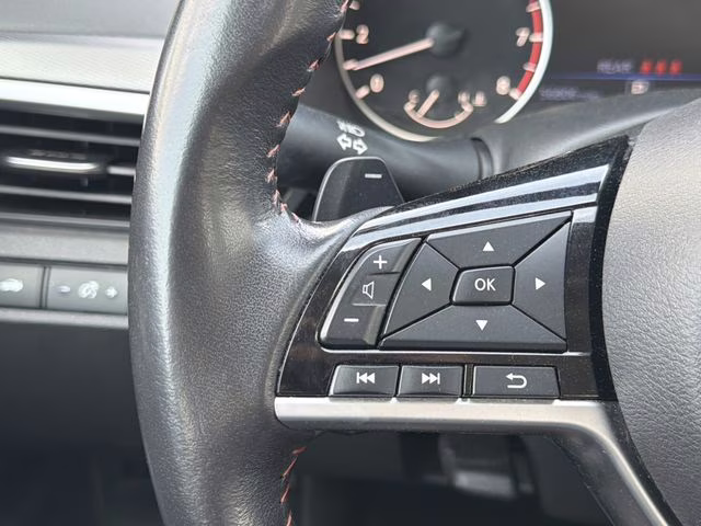 2024 Gun Metallic Nissan Altima 2.5 SR FWD Sedan