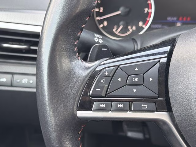 2024 Gun Metallic Nissan Altima 2.5 SR FWD Sedan