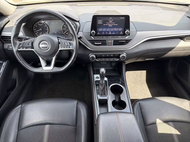 2024 Gun Metallic Nissan Altima 2.5 SR FWD Sedan