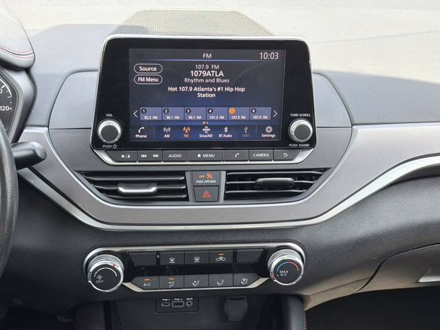 2024 Gun Metallic Nissan Altima 2.5 SR FWD Sedan