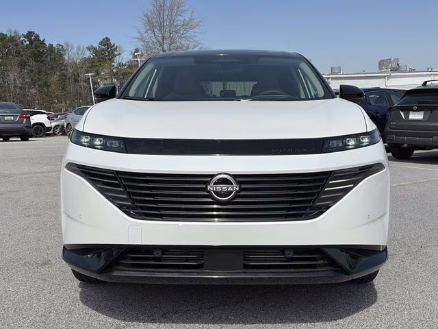 2026 Everest White Pearl/Black Nissan Murano Platinum AWD SUV