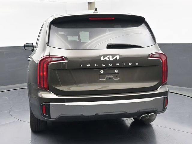 2025 Dark Moss Kia Telluride S FWD SUV