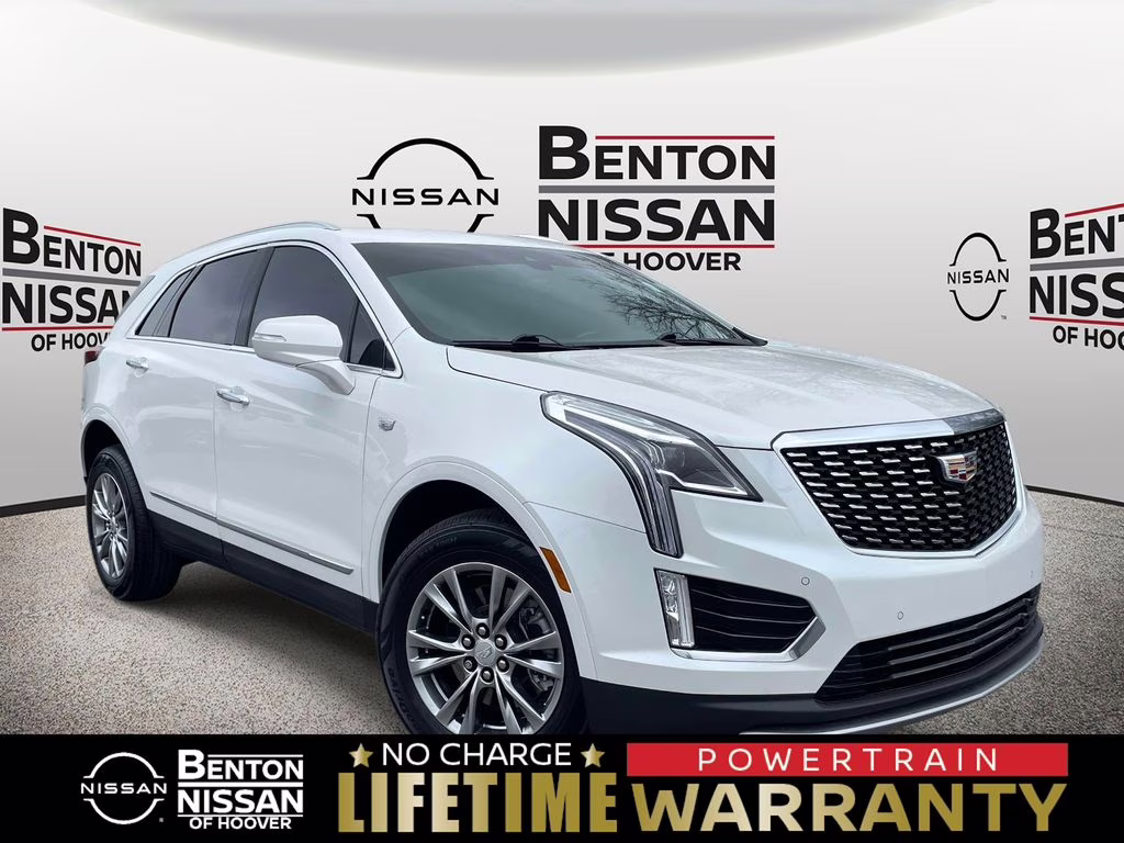 2022 Crystal White Tricoat Cadillac XT5 Premium Luxury FWD SUV