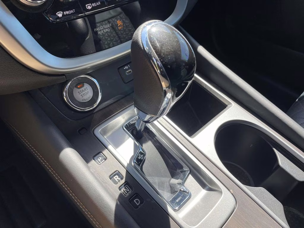 2024 Boulder Gray Pearl Nissan Murano Platinum FWD SUV