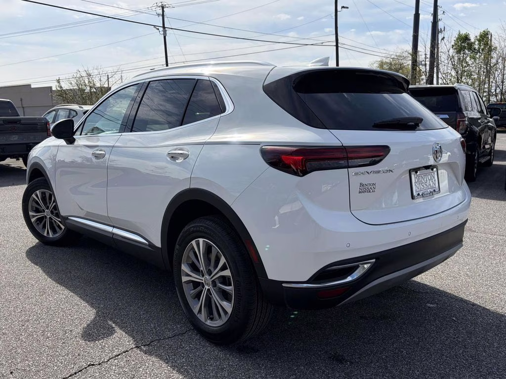2022 Summit White Buick Envision Preferred FWD SUV