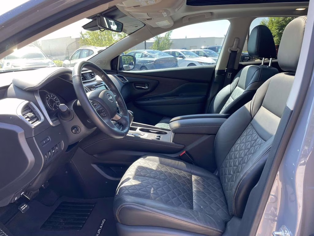2024 Boulder Gray Pearl Nissan Murano Platinum FWD SUV
