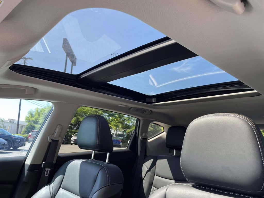 2024 Boulder Gray Pearl Nissan Murano Platinum FWD SUV
