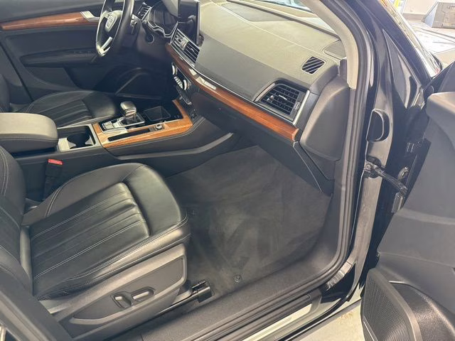 2023 Brilliant Black Audi Q5 40 Premium Plus AWD SUV