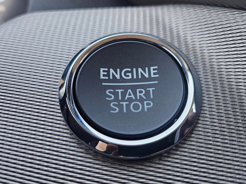 2026 Agate Black Metallic Ford Explorer Active RWD SUV