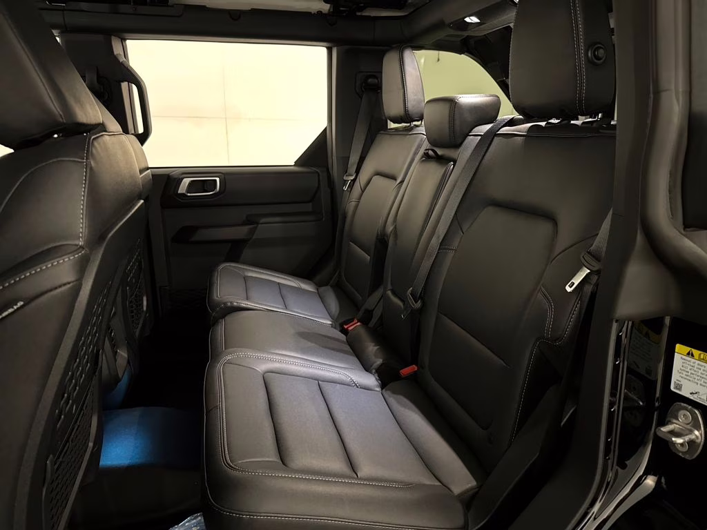 2026 Shadow Black Ford Bronco Badlands 4X4 SUV