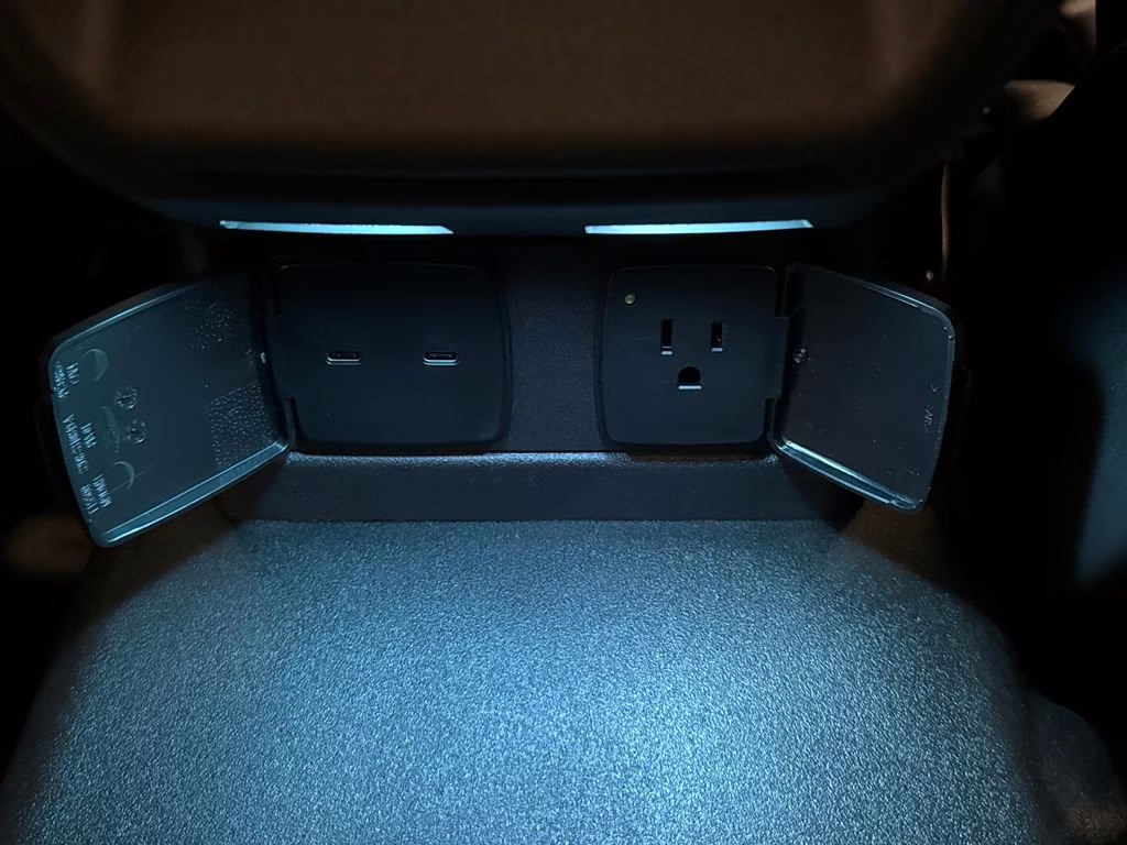 2026 Shadow Black Ford Bronco Badlands 4X4 SUV