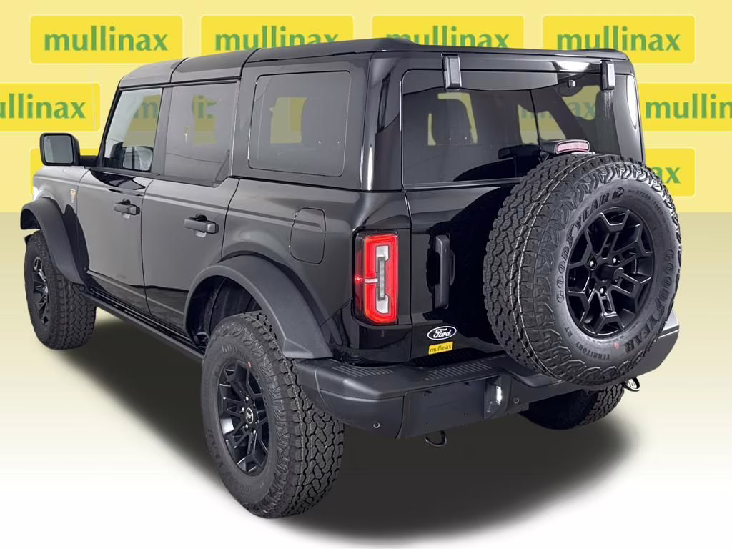 2026 Shadow Black Ford Bronco Badlands 4X4 SUV