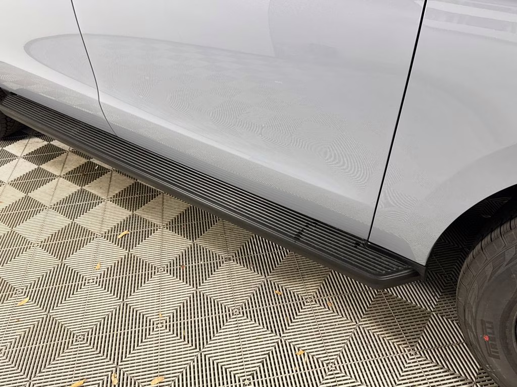 2026 Glacier Gray Metallic Tri-Coat Ford Expedition Max Active RWD SUV