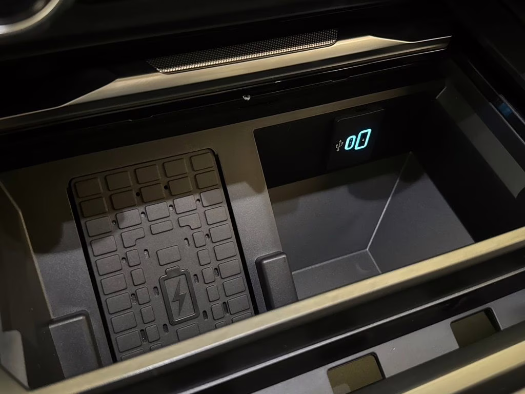 2026 Agate Black Metallic Ford Super Duty F-250 SRW Platinum 4X4 Truck