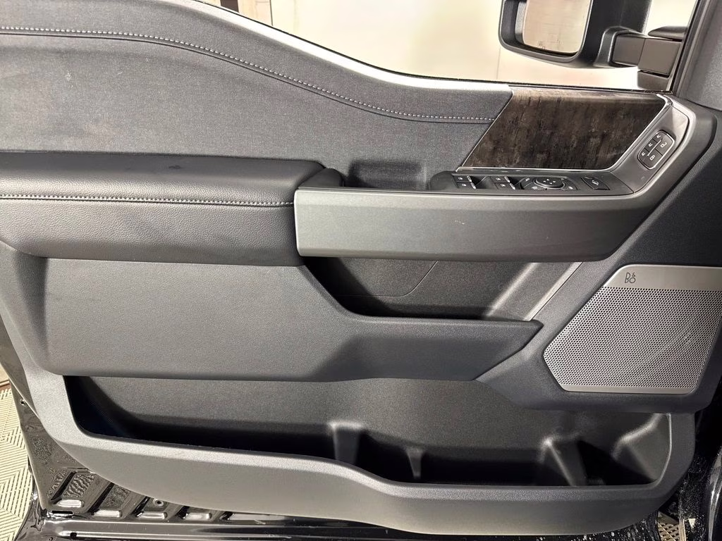 2026 Agate Black Metallic Ford Super Duty F-250 SRW Lariat 4X4 Truck