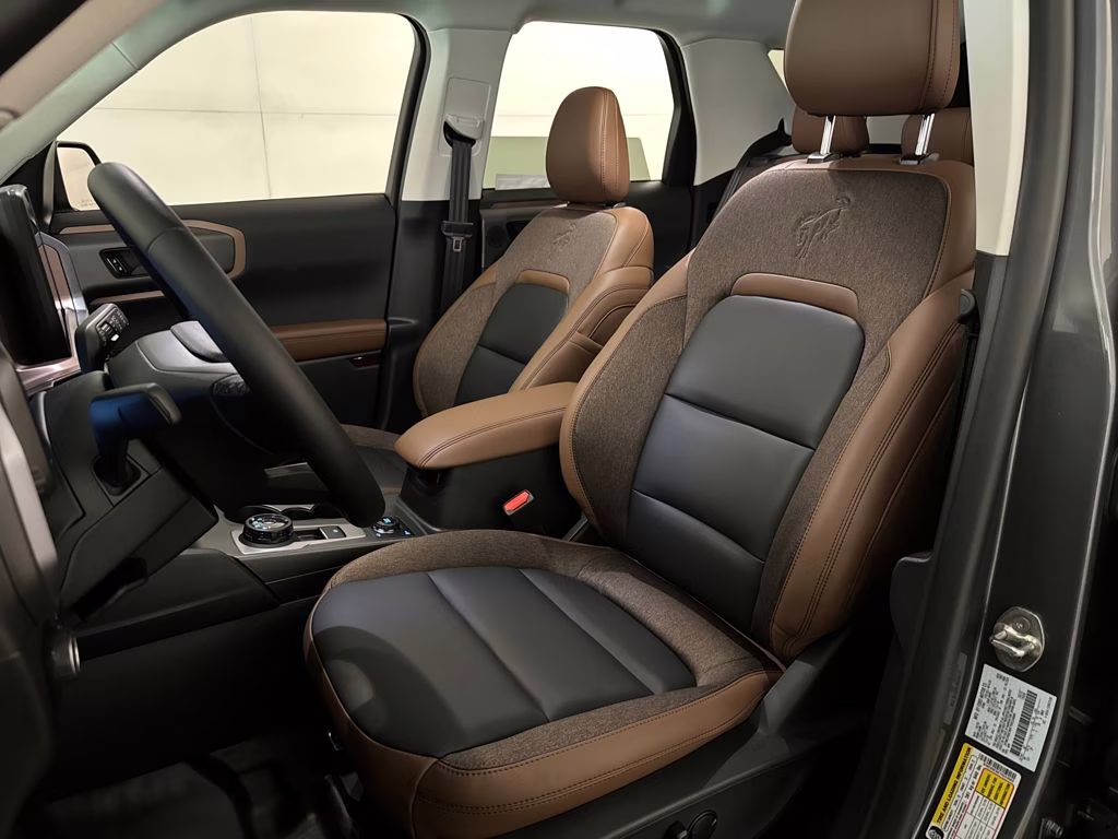 2026 Carbonized Gray Metallic Ford Bronco Sport Outer Banks 4X4 SUV