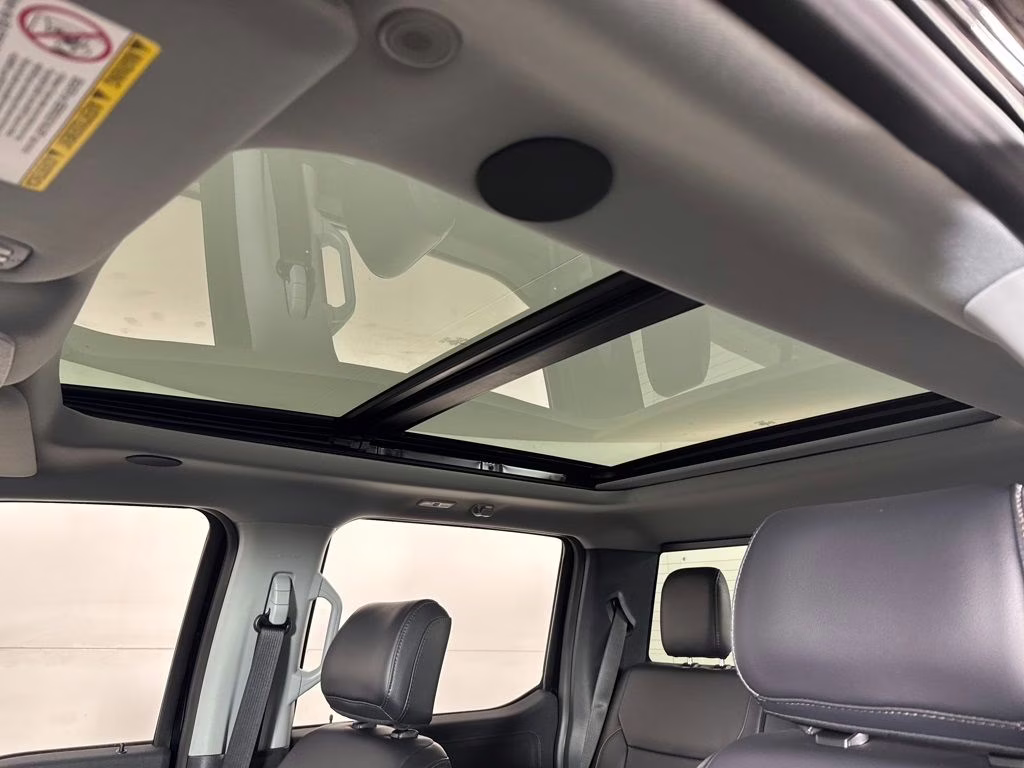 2026 Agate Black Metallic Ford Super Duty F-250 SRW Lariat 4X4 Truck