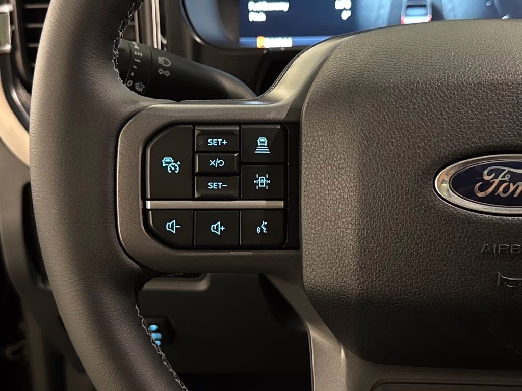 2026 Agate Black Metallic Ford Super Duty F-250 SRW Lariat 4X4 Truck