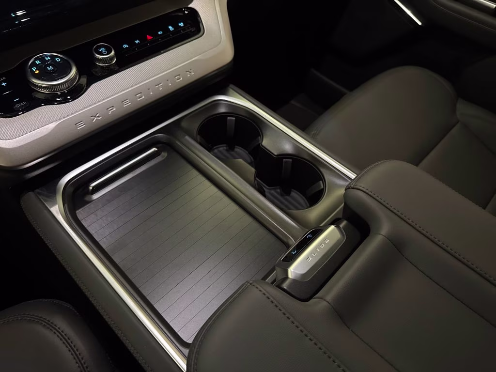 2026 Glacier Gray Metallic Tri-Coat Ford Expedition Max Active RWD SUV