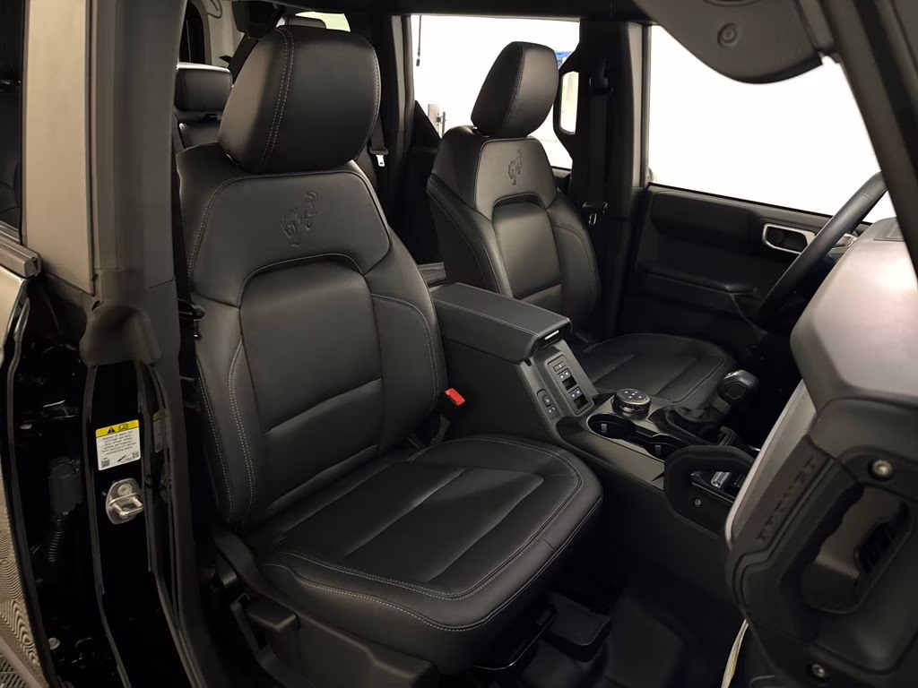 2026 Shadow Black Ford Bronco Badlands 4X4 SUV