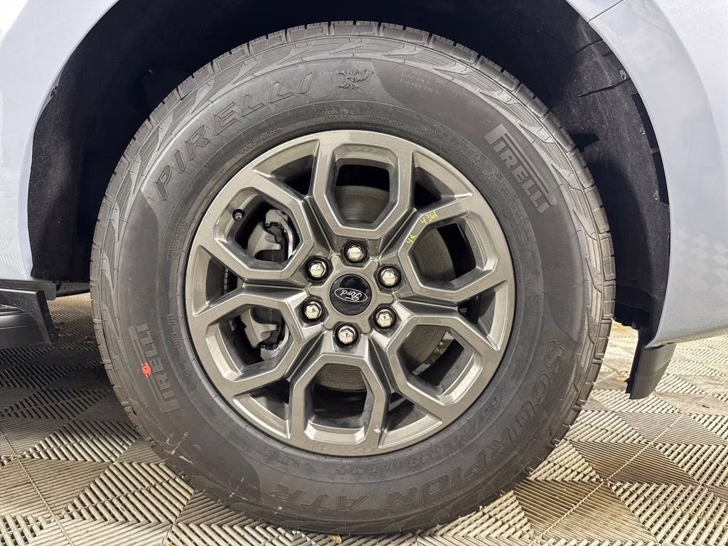 2026 Glacier Gray Metallic Tri-Coat Ford Expedition Max Active RWD SUV